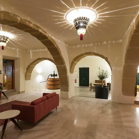 阿塔拉亚旅馆 - 旅游住宿 4* 帕尔梅拉